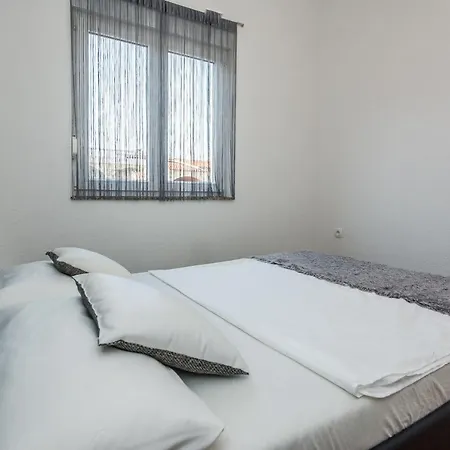 With Parking Space - 19466 Apartman